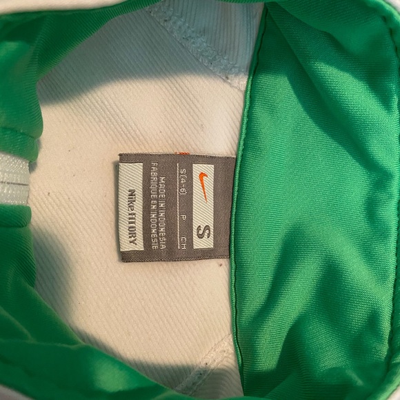 Nike gray tag zipup! - Picture 4 of 6